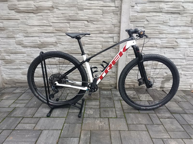 Trek Procaliber 9.7 karbonová kola kovee
