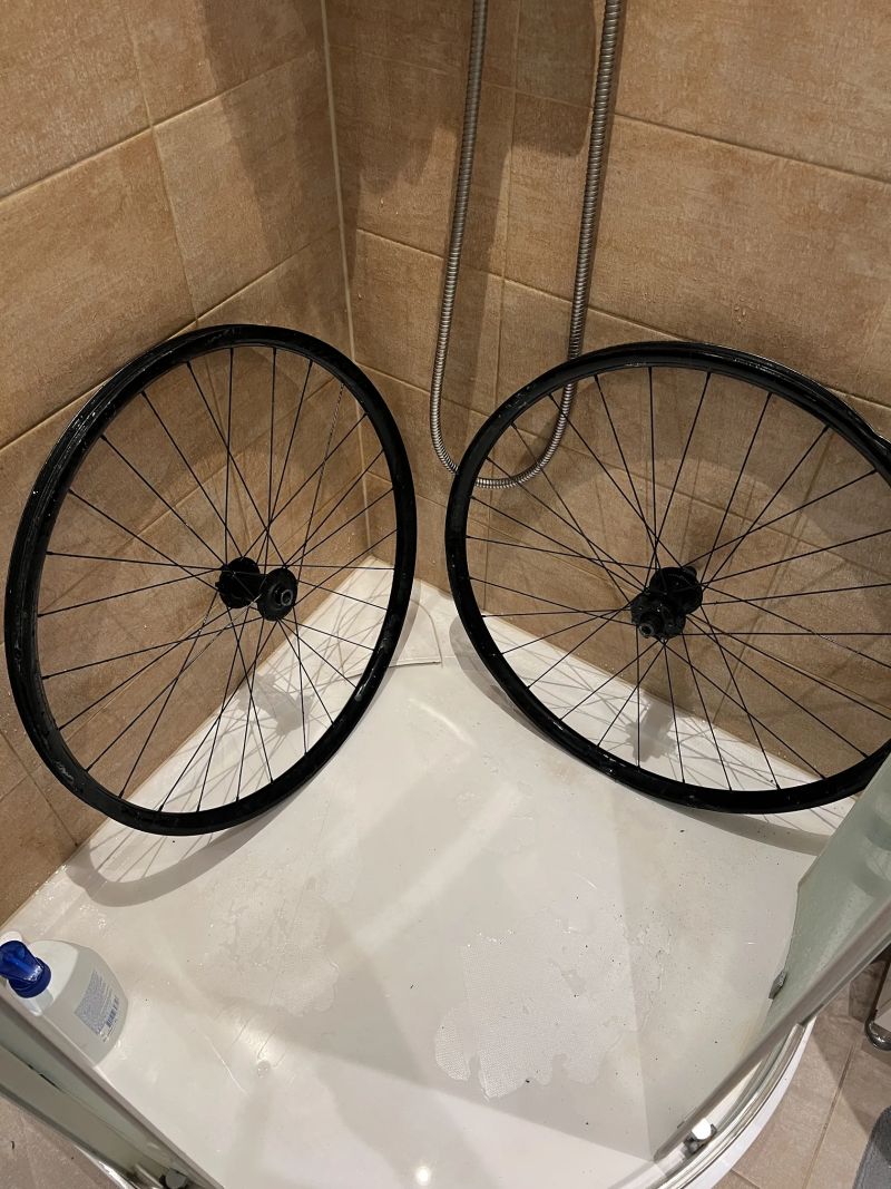 Prodám kola bontrager line comp