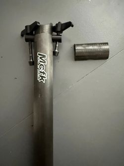 Karbonová sedlovka MCFK