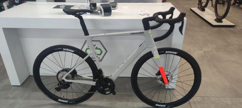 Cannondale Super Six EVO Carbon 3, vel. 56 cm (na postavu cca 175 -185 cm)