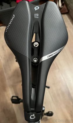 Sedlo PROLOGO Dimension Tirox Hard Black 143 mm