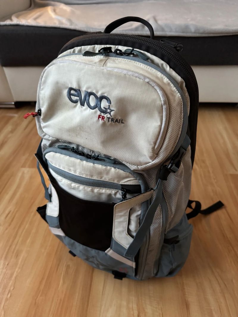 Evoc FR Trail 20