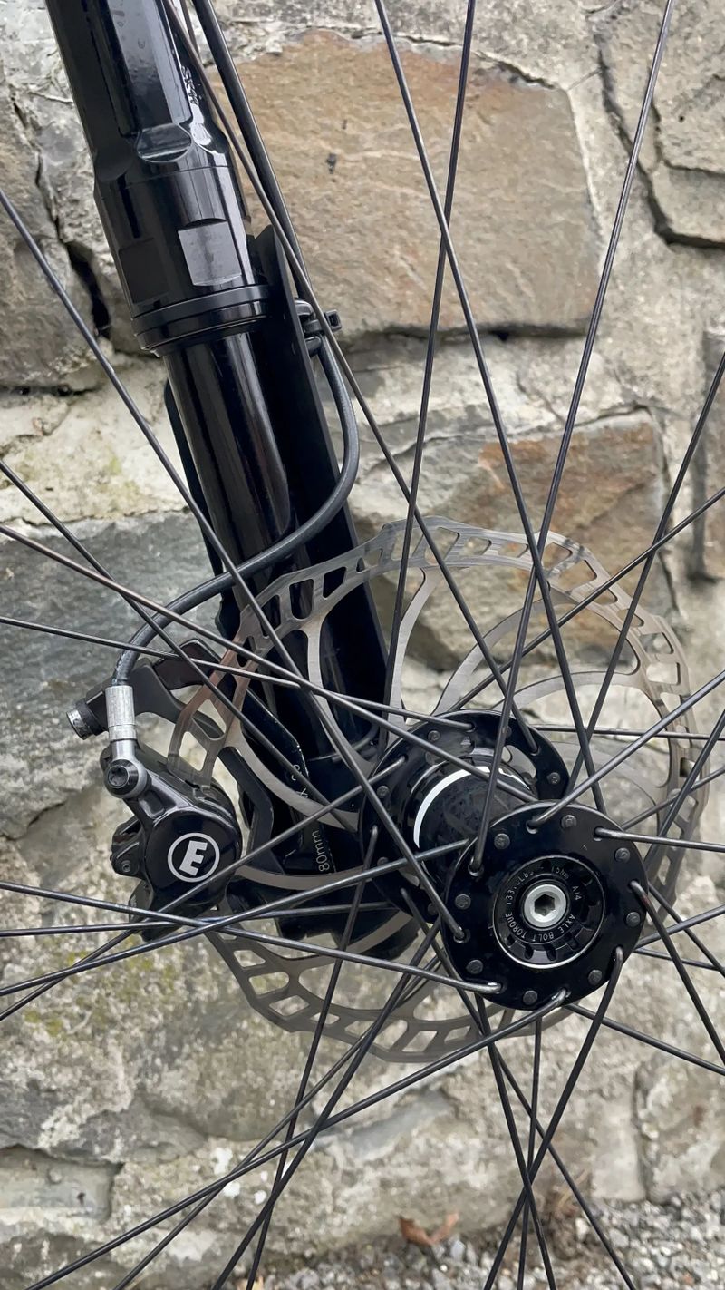 Karbonové horské kolo Cannondale Lefty FSI 29