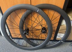 Karbonová zapletená kola CSC