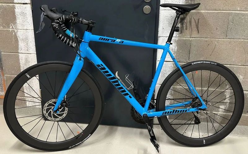 Karbonová zapletená kola CSC