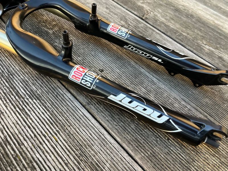 Odpružená vidlice Rock Shox Judy SL 26kola / 100mm