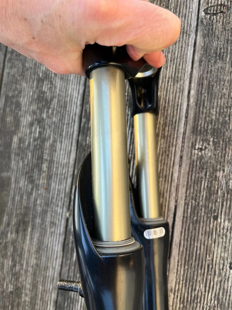 Odpružená vidlice Rock Shox Judy SL 26kola / 100mm