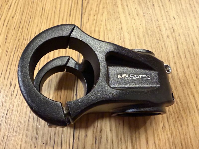 nový představec Burgtec 35x50mm