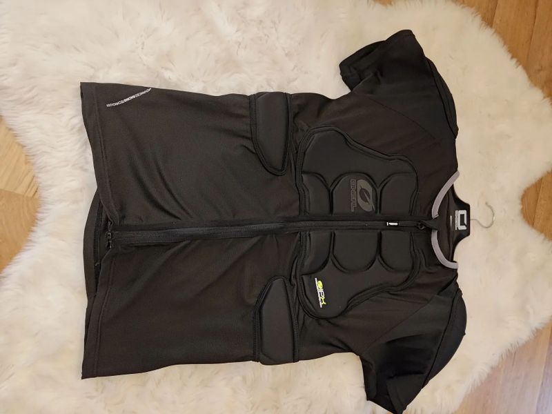 Chránič "páteřák O´Neal BP krátký rukáv černá L