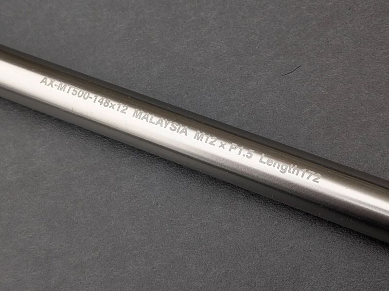 zadní osa Shimano AX-MT500 12x148 mm