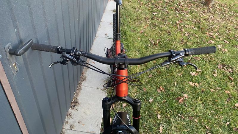 Canyon Spectral AL 125 5, nový rám 