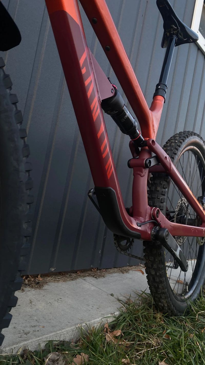 Canyon Spectral AL 125 5, nový rám 