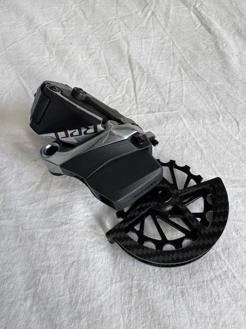 Přehazovačka Sram Red AXS