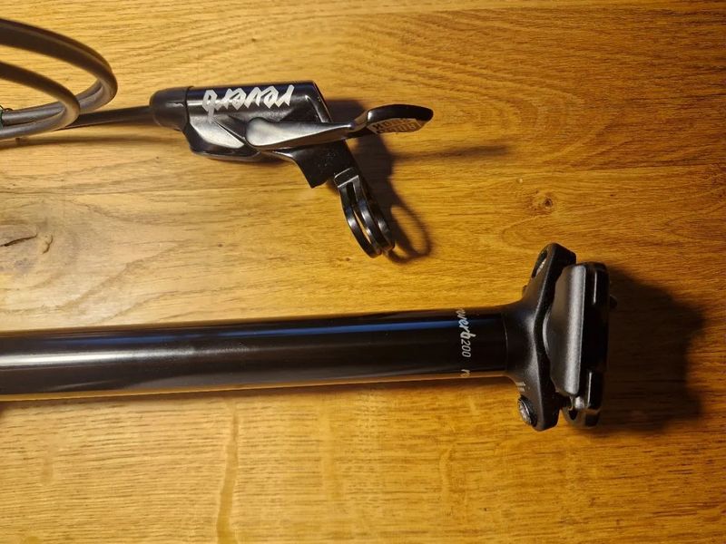 Rock Shox Reverb 200 mm 31,6 mm páčka 1X Remote (nutný servis)