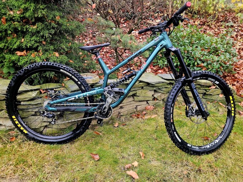 Commencal Furious