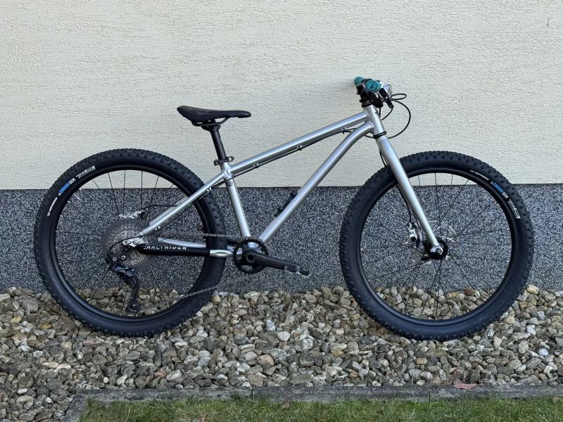 Early Rider Seeker 24 - SHIMANO XT