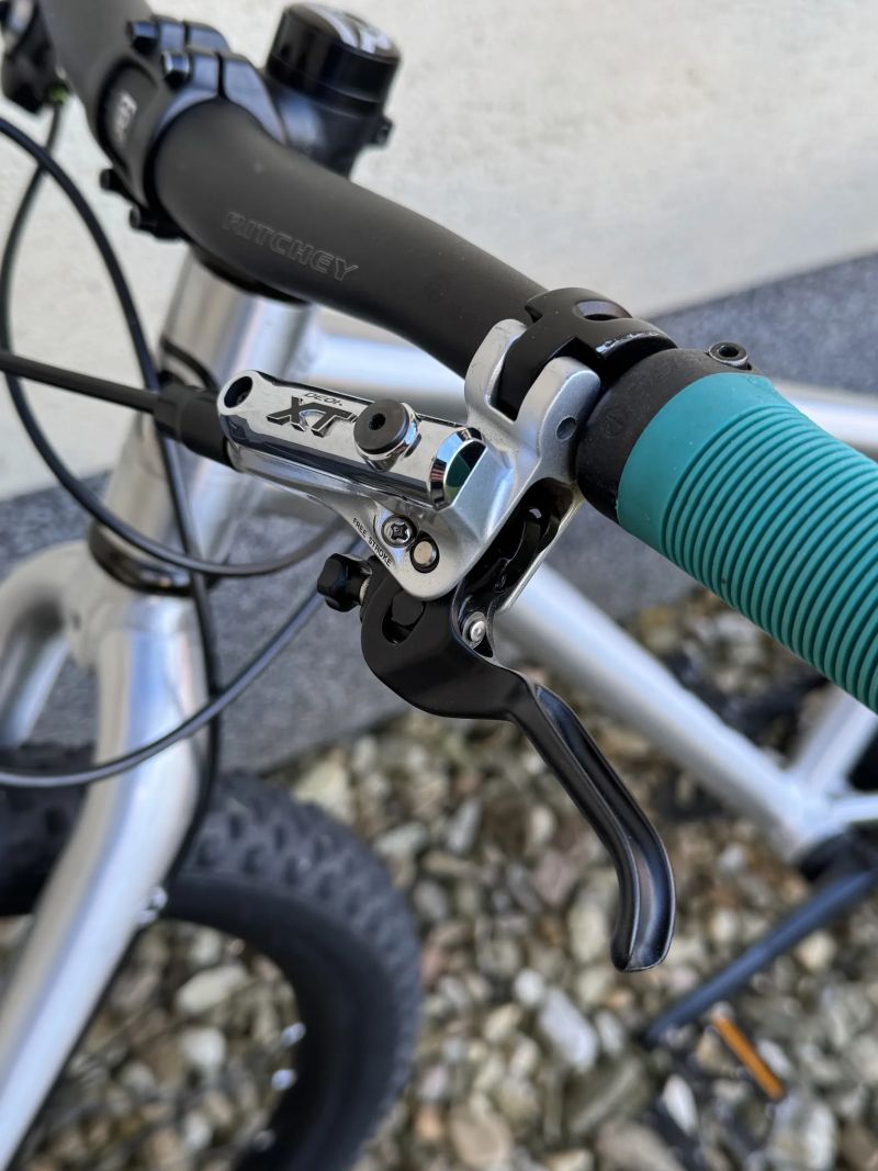 Early Rider Seeker 24 - SHIMANO XT