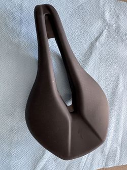 Prodám sedlo Specialized Power - Comp - 143 mm