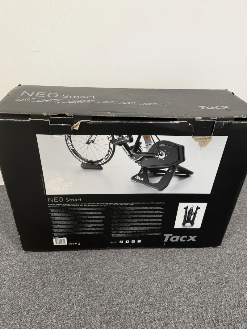 trenažer Tacx NEO smart