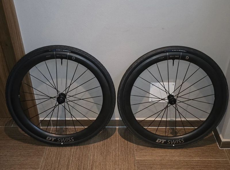 Sada kol DT Swiss GRC 1100 DICUT db 50 (SRAM XDR), pláště Schwalbe G-One RS Pro