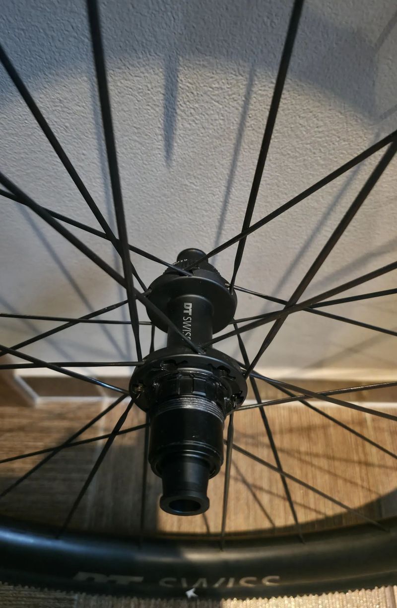 Sada kol DT Swiss GRC 1100 DICUT db 50 (SRAM XDR), pláště Schwalbe G-One RS Pro