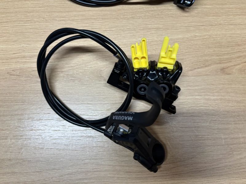 Magura MT5 HC 1-finger sada brzd