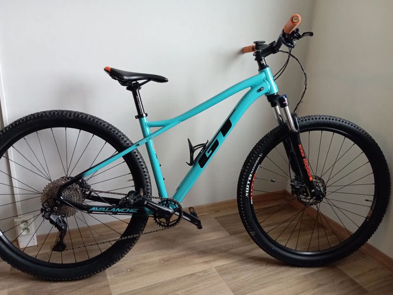 Horské kolo GT avalanche comp 29