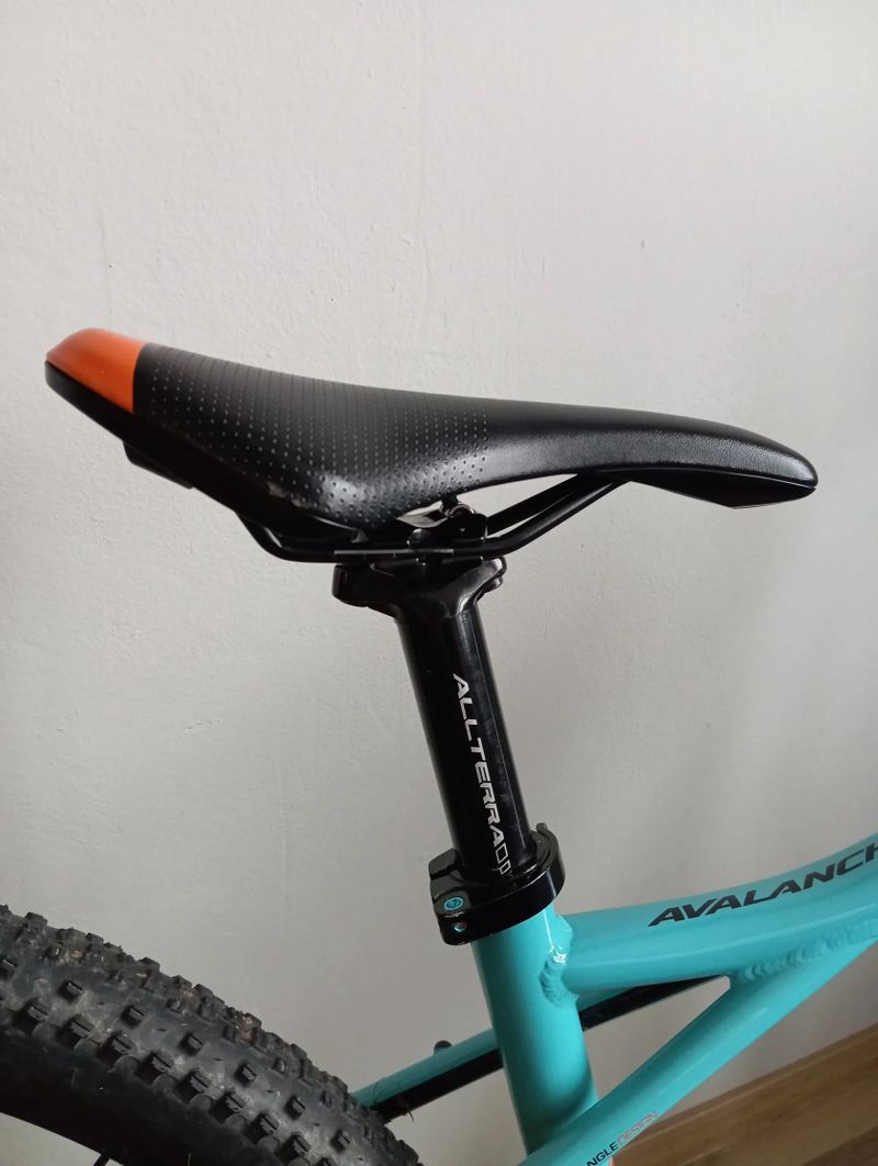 Horské kolo GT avalanche comp 29