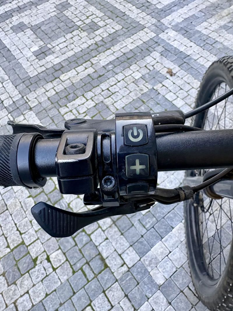 2020 Specialized Fuse Comp 29 – Profesionálně přestavěné elektrokolo (Apache Power systém)