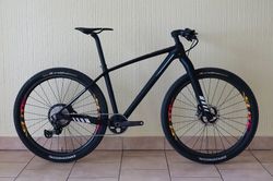 Superlehké horské kolo