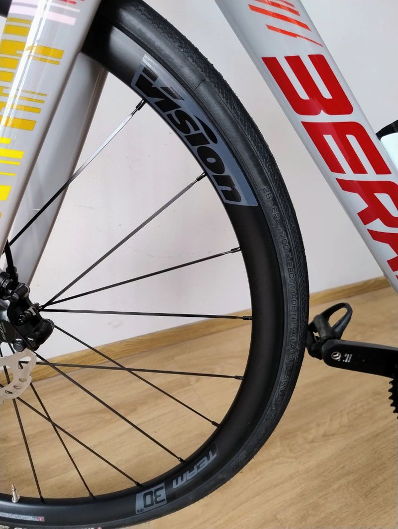 sada kol Vision Team 30