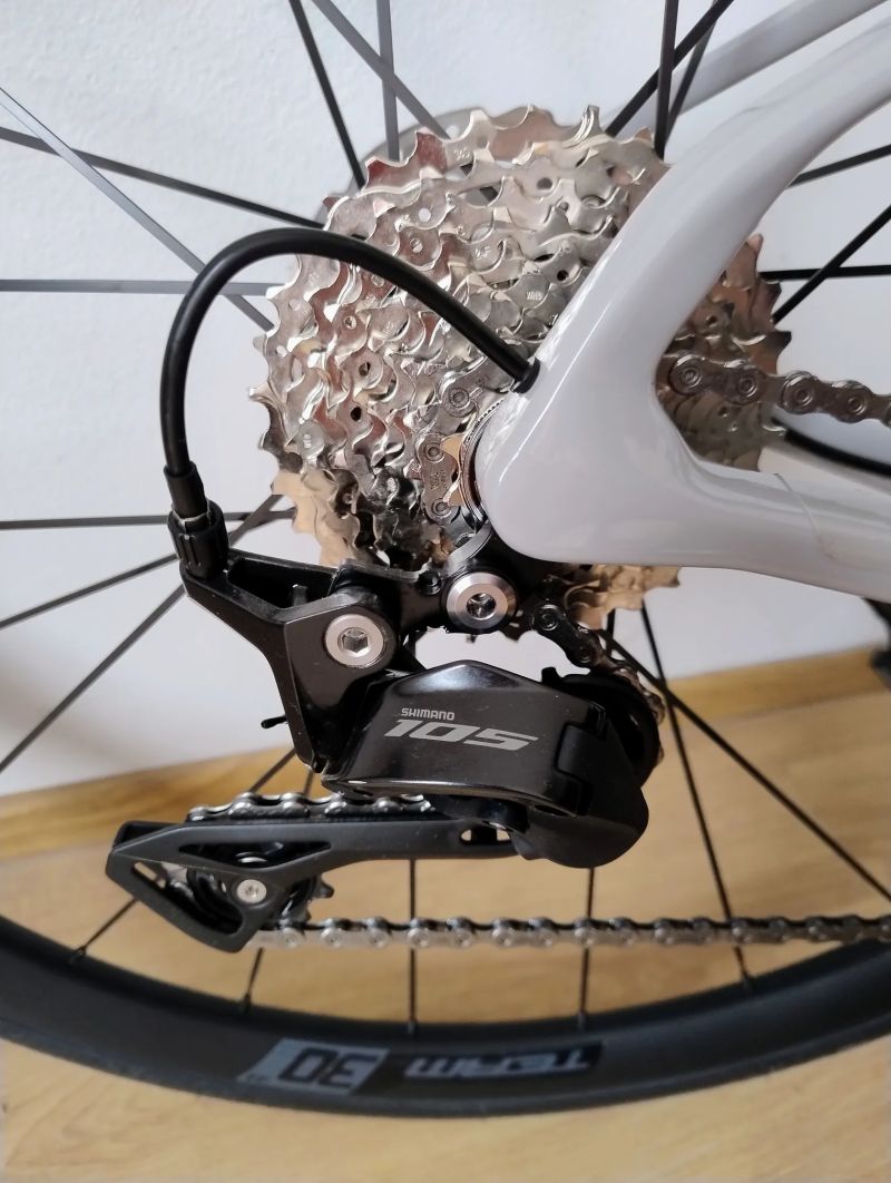 sada Shimano 105 R7100 2x12 mechanická