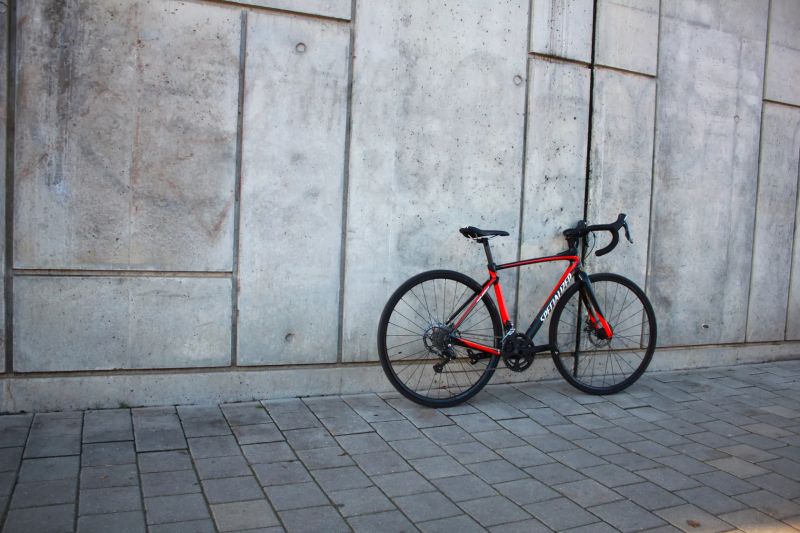 SIlniční karbonové kolo Specialized Roubaix