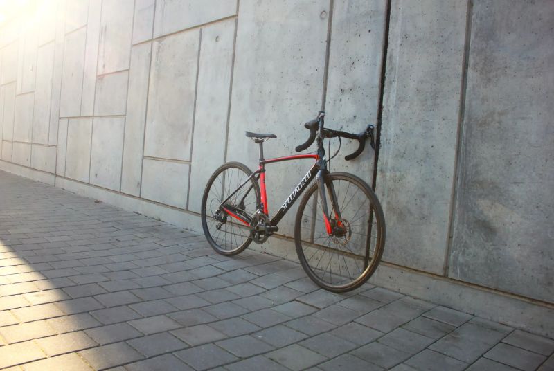 SIlniční karbonové kolo Specialized Roubaix