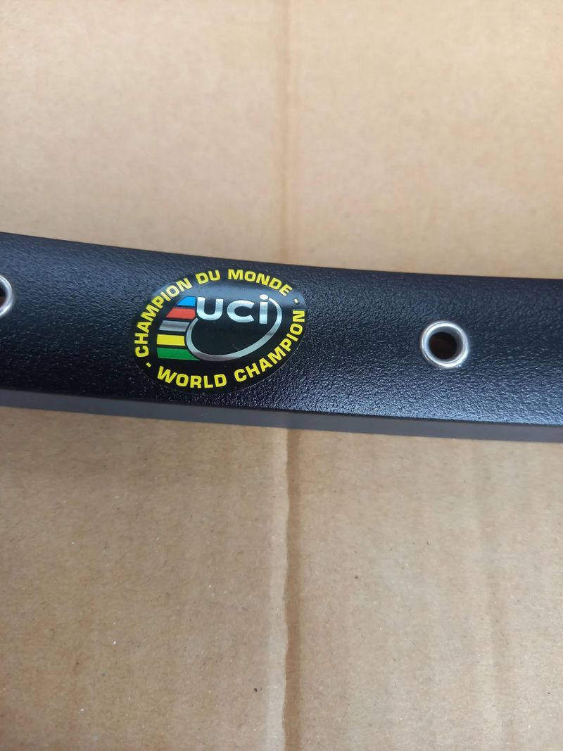 Prodám nový ráfek Mavic CrossMax Sup Ceramic 26" , 26 děr