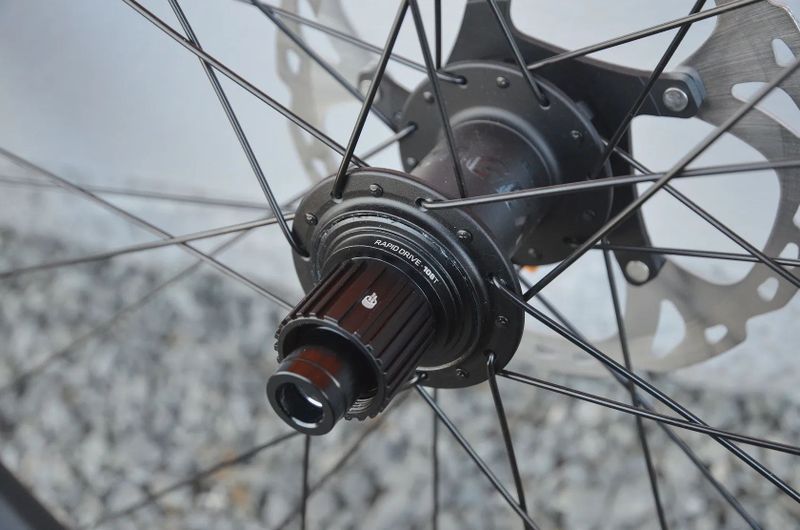 NOVÁ zapletená kola 29" Bontrager LINE Comp 30 (MTB Trail)