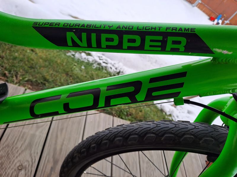 Core Nipper 24 " - PĚKNÉ