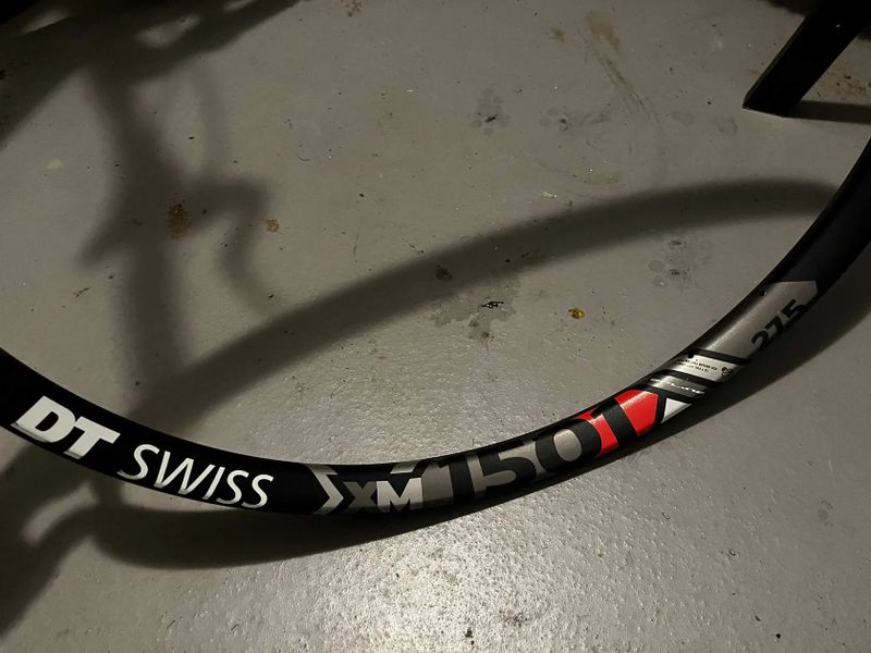 Nový ráfek DT Swiss 27,5” 35mm 