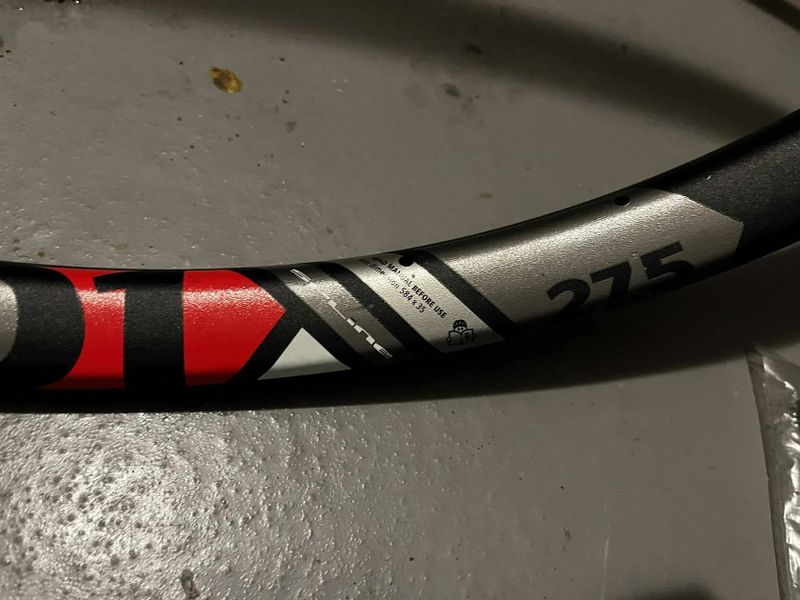 Nový ráfek DT Swiss 27,5” 35mm 