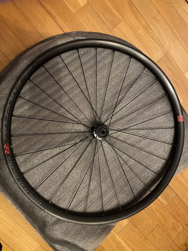 Fulcrum RAPID RED 900 XDR, centrlock