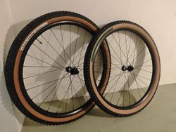 Kola DT Swiss 350 + Newman ráfky 