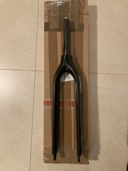 Pevna karbonova vidlice 29”/27,5”