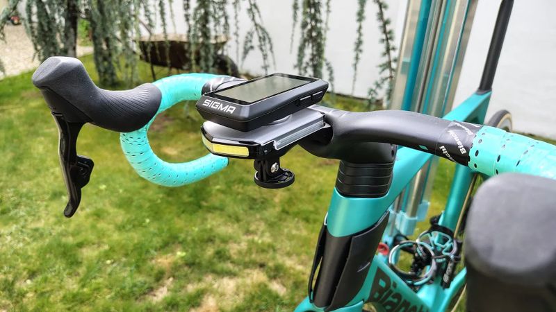 Denní svícení, powerbanka, přední světlo Cyclami Nové