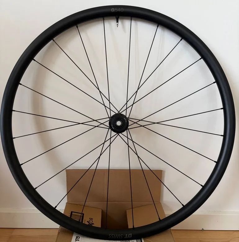 Zapletená kola na ráfcích DT Swiss G540