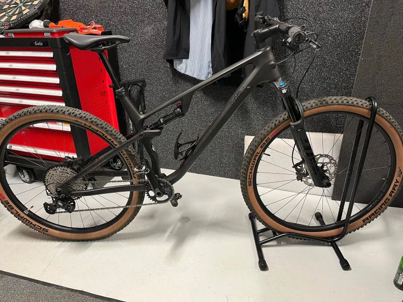 Cube Stereo AMS ZERO99 C:68X Race 29 blackline 2025