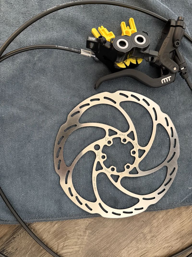 Magura MT5 + kotouč MDR-S 180mm Nové !