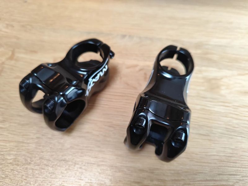 Představec 2x MAX1 , IBIS, 31,8