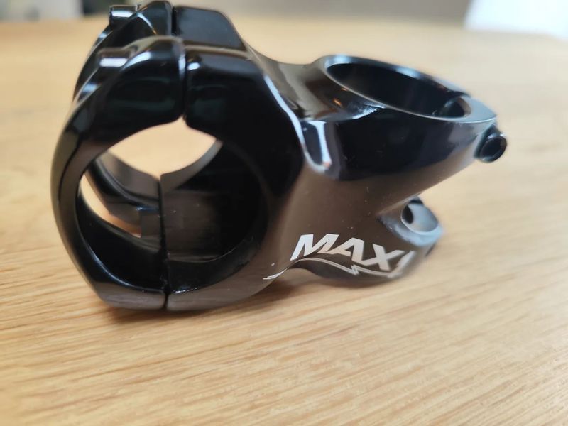 Představec 2x MAX1 , IBIS, 31,8