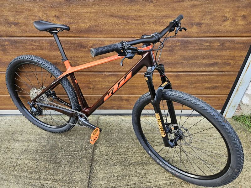 KTM Myroon Exonic 2024