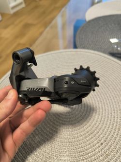 Přehazovačka Sram Rival eTap AXS D1 12s 36T a Přesmykač SRAM Rival eTap AXS D1 - bez baterie